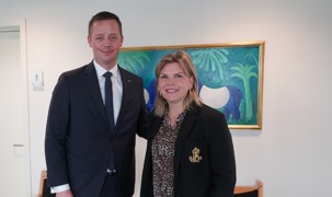 Borgmester Pernille Beckmann og transportminister Thomas Danielsen Borgmester Pernille Beckmann og transportminister Thomas Danielsen