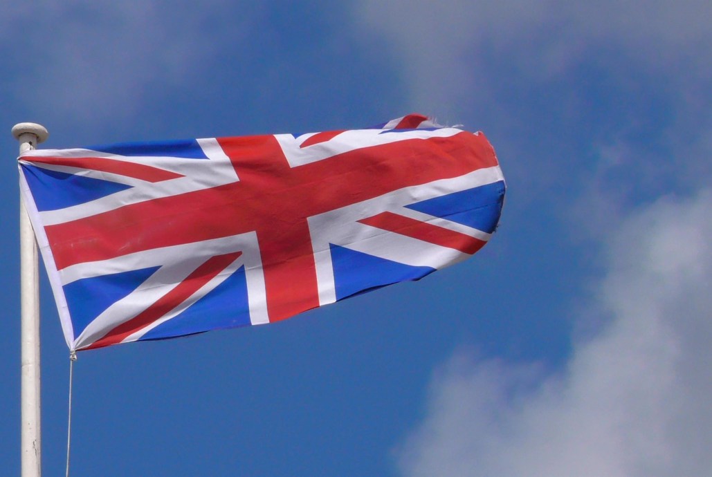 Flagstand med engelsk flag. Flagpole with english flag.