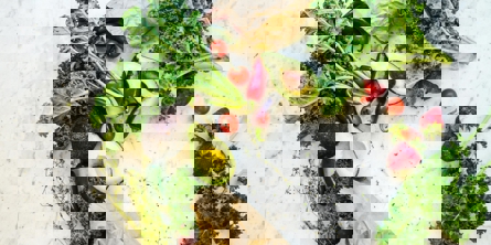 Grøntsager der ligger i en cirkel