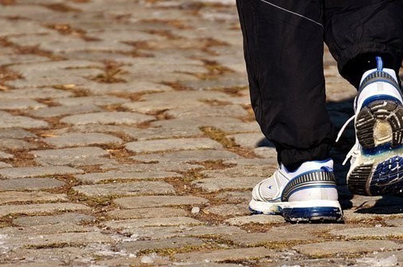 Fødder der jogger